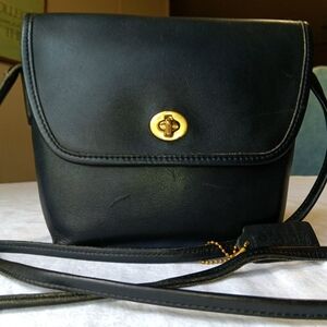 Older Vintage COACH #9919 Quincey Handbag Shoulder Bag Crossbody Purse